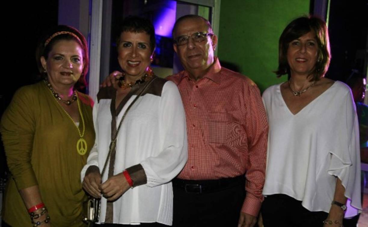 Kalene Padilla, Carmen y Jorge Faraj y Patricia Larach.