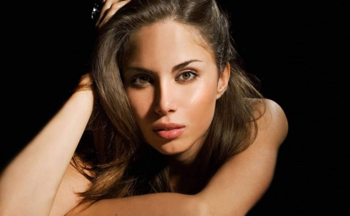 La exreina de belleza fue encontrada muerta en una habitación de hotel en México. La uruguaya de 31 años, que representó a su país en el Miss Universo 2006, se dedicaba al modelaje.