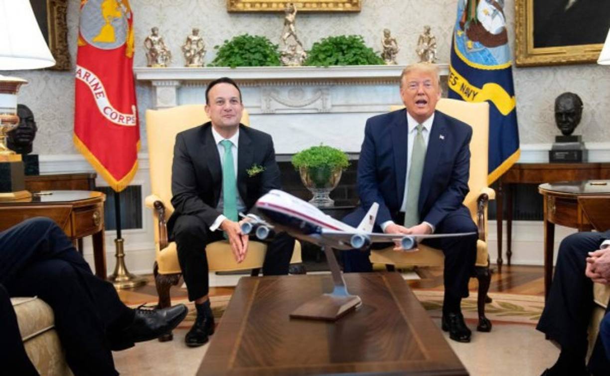 Desde junio de 2007 fue teachta Dála (diputado) en la Dáil Éireann (Cámara Baja irlandesa) como representante de la circunscripción de Dublín Oeste (Dublin West). También ha sido vicepresidente de las Juventudes del Partido Popular Europeo.