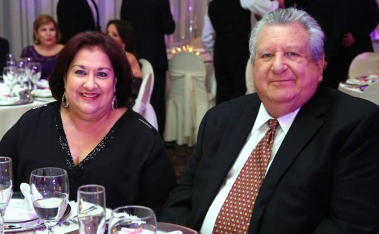Rosario y Marco Crespo .