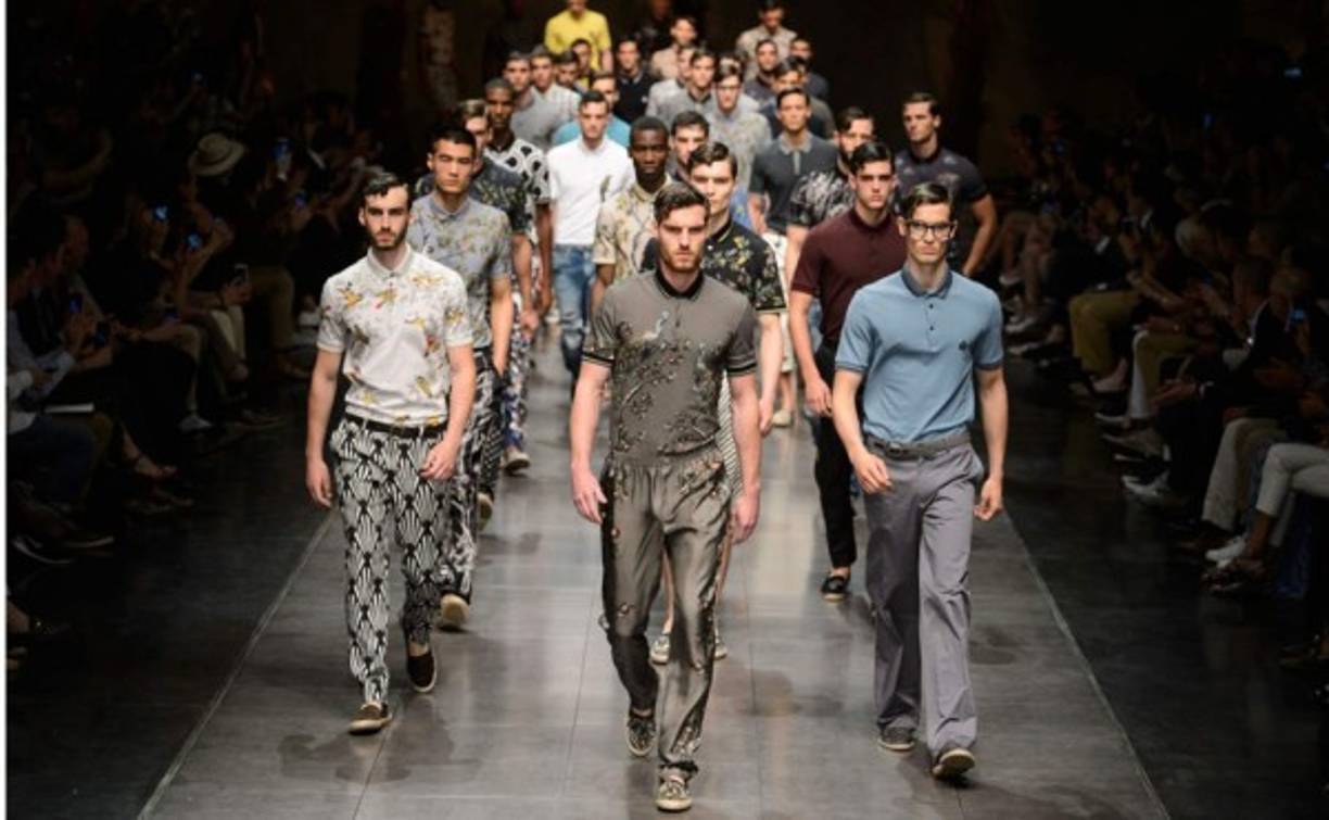 La Semana de la Moda en Milán ha sido el marco para que grandes diseñadores como Dolce & Gabanna presenten sus colecciones masculinas y femeninas para la Primavera-Verano 2016.