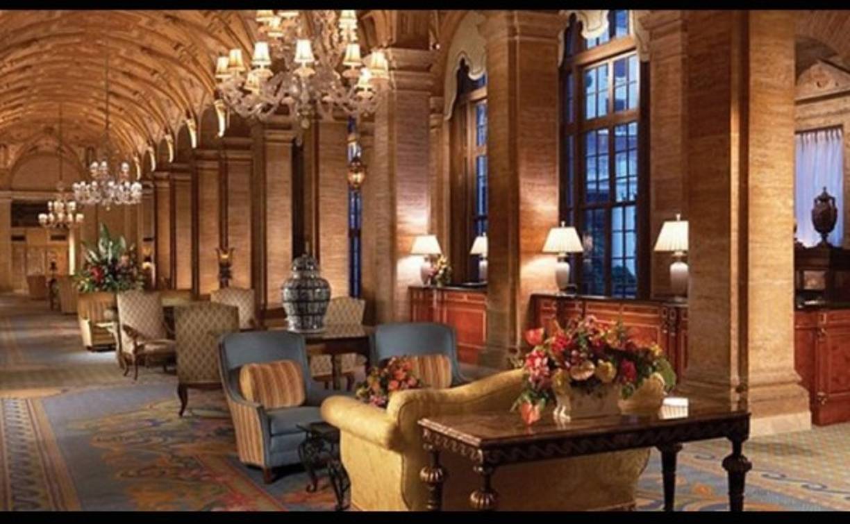 Tras romper Sofía con Nick Loeb el 23 de mayo del 2014, ella comenzó a salir con Joe Manganiello en julio del 2014.