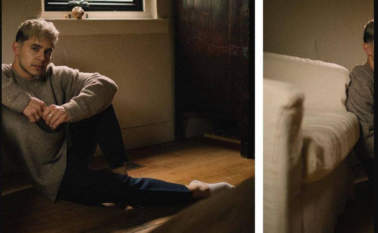 “Traté de esconderme de esto toda mi vida, y no puedo. Solo tenía que alejarme, tomar un descanso de la religión, porque por mi propia cordura, no quería sopesar si era mejor para vivir y existir, o si era mejor para mí no existir”, agrega. “Me duele porque mi religión lo era todo para mí. Pero llegas a un punto en el que te das cuenta de que hay algunas cosas que no están bien aquí. Necesito vivir mi vida, porque ya sé que estoy bien como estoy”.