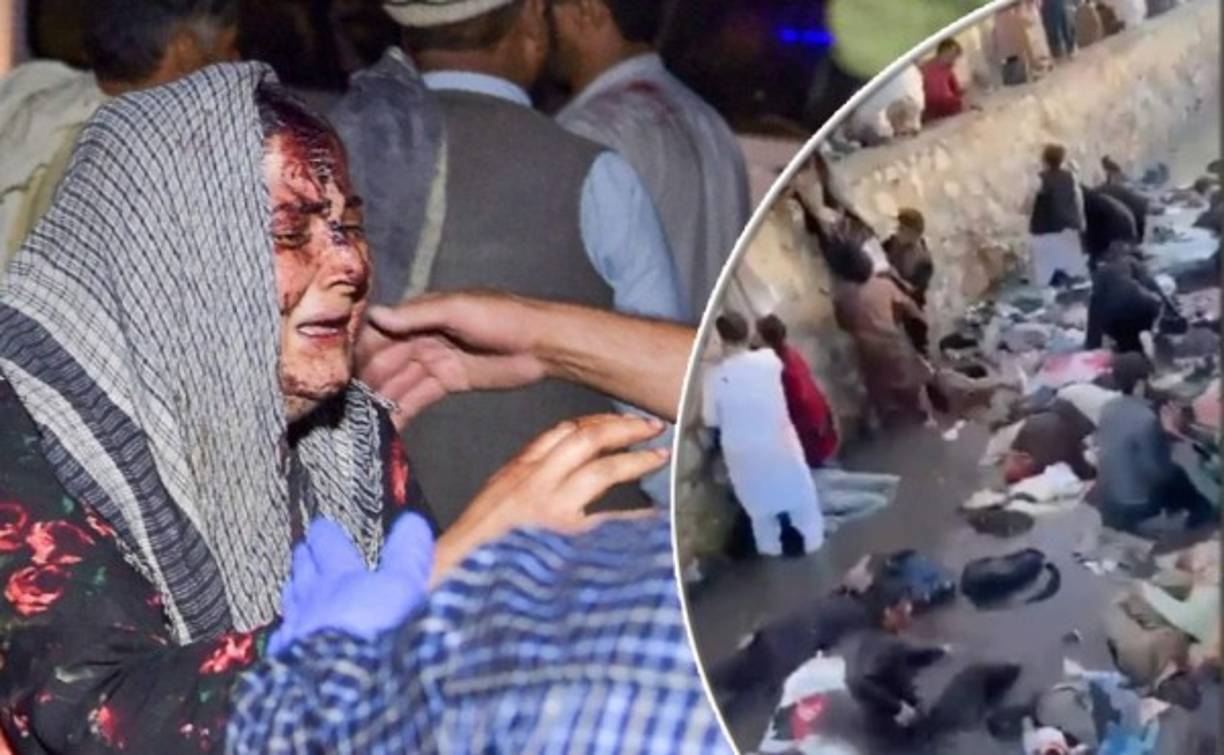 La crisis afgana dio un giro dramático el jueves tras un doble atentado reivindicado por el grupo Estado islámico (Isis) que causó decenas de muertos, entre ellos 12 estadounidenses, en el aeropuerto de Kabul, donde seguían las evacuaciones de extranjeros y afganos que huyen del nuevo régimen talibán.