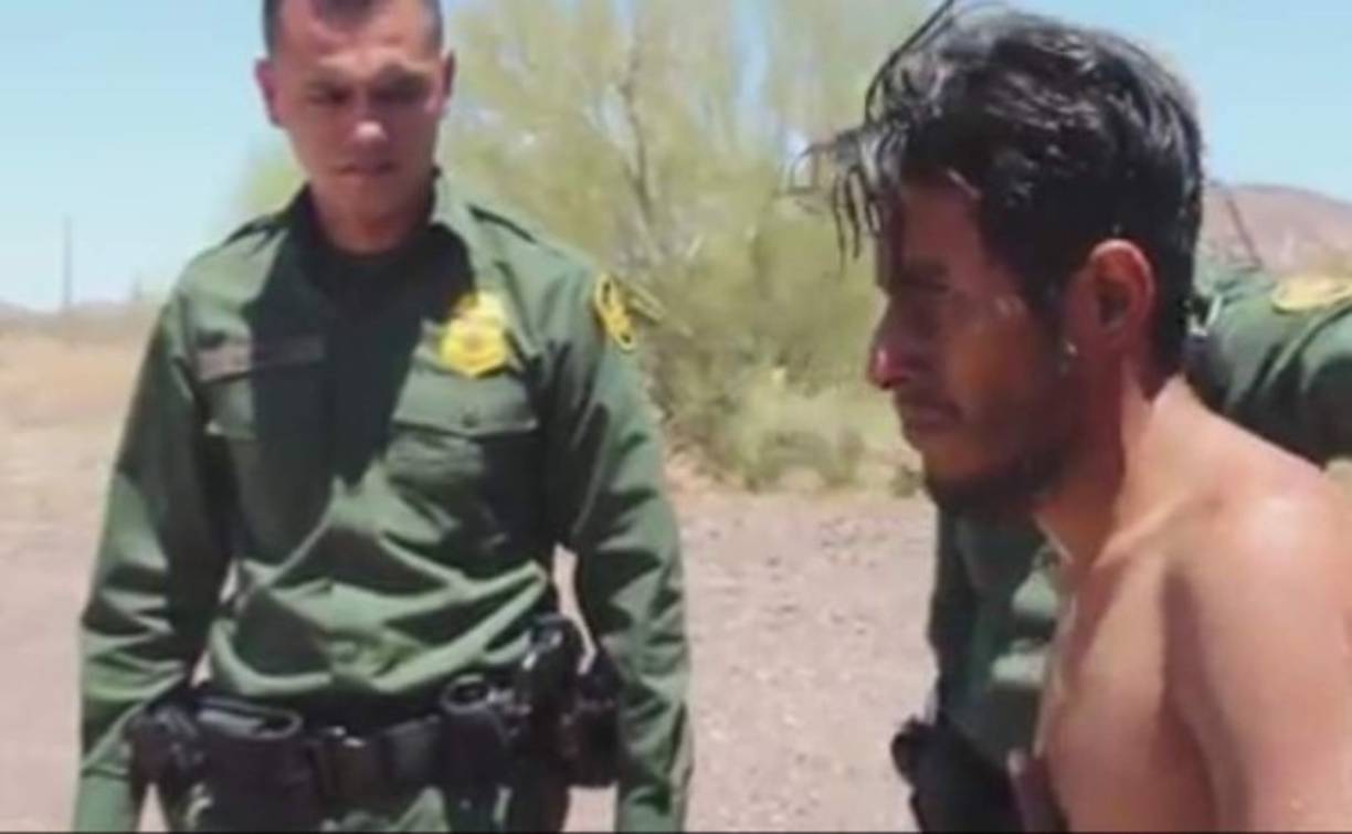 Una Patrulla Fronteriza rescató a un hondureño que estuvo a punto de morir cuando intentaba cruzar el desierto de Arizona. El hondureño fue identificado como Kevin (23), quien fue encontrado debajo de un árbol intentando sobrevivir tras ir en busca de mejores oportunidades al norte. Según el diario Mundo Hispánico, la Patrulla Fronteriza fue alertada de que varios inmigrantes se encontraban en la zona y debían ser rescatados.