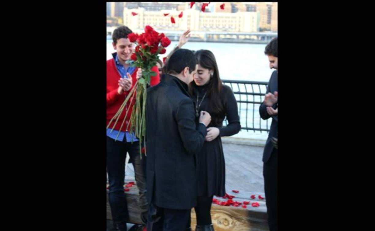 El momento de la entrega de la sortija.