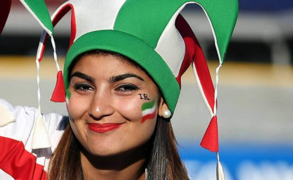 Las aficionadas de Irán irrumpieron con su belleza en el Mundial. Foto EFE