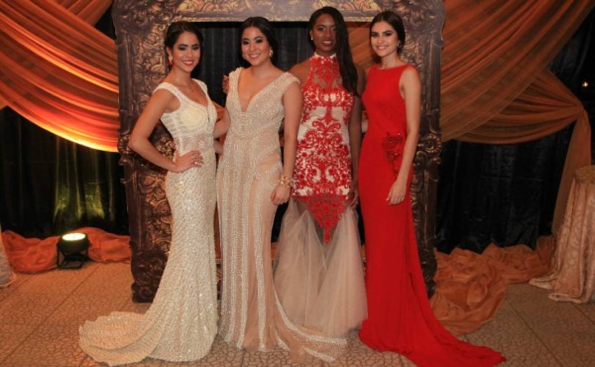 Karol y Karina Chahín con Jill Dilbert y Ana Irías Mainardi.