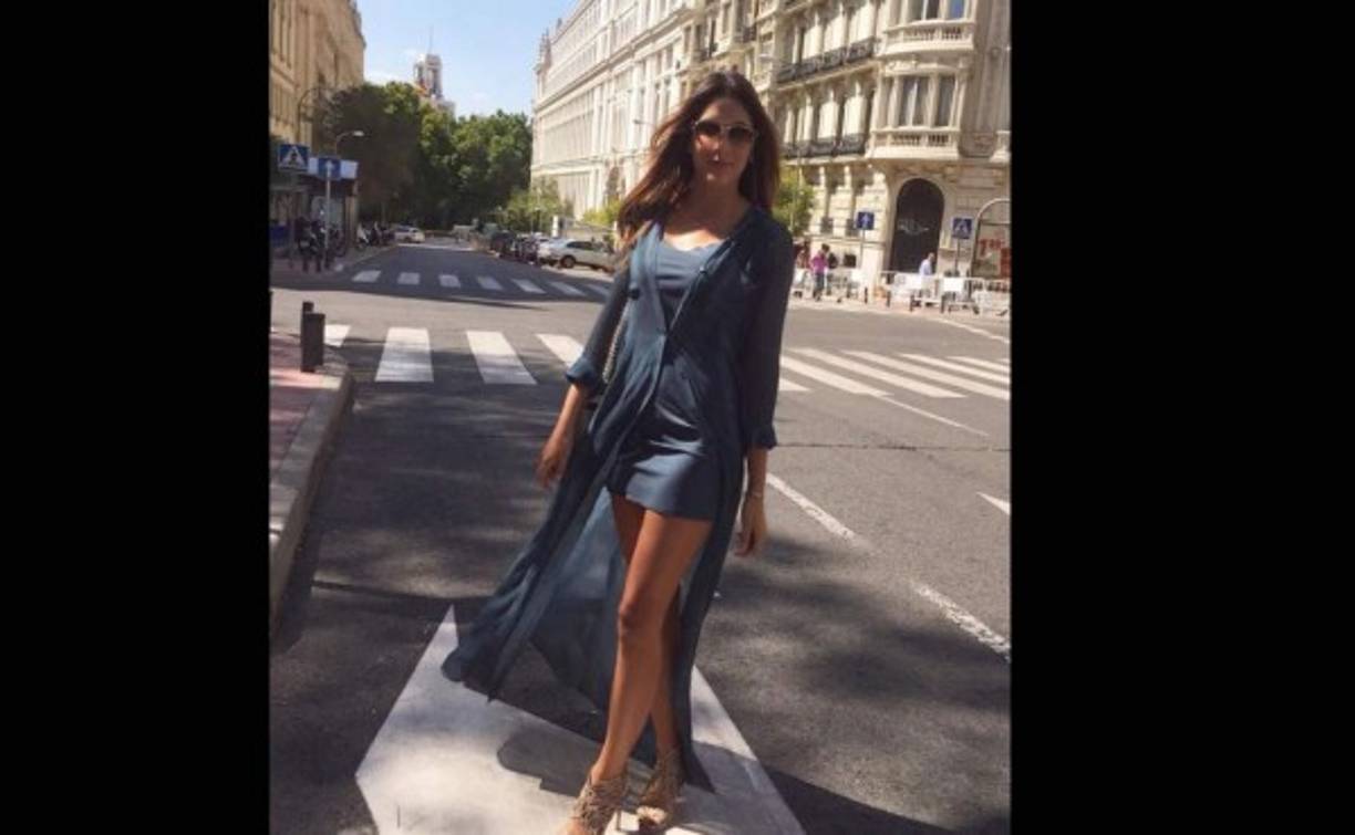 Así lució durante un paseo por las calles de Madrid, España.