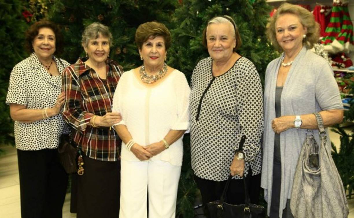 Luisa Dumas, Gracielita Canahuati, Lily Faraj, Ana Lucía Pascua y Elena Hepburn.