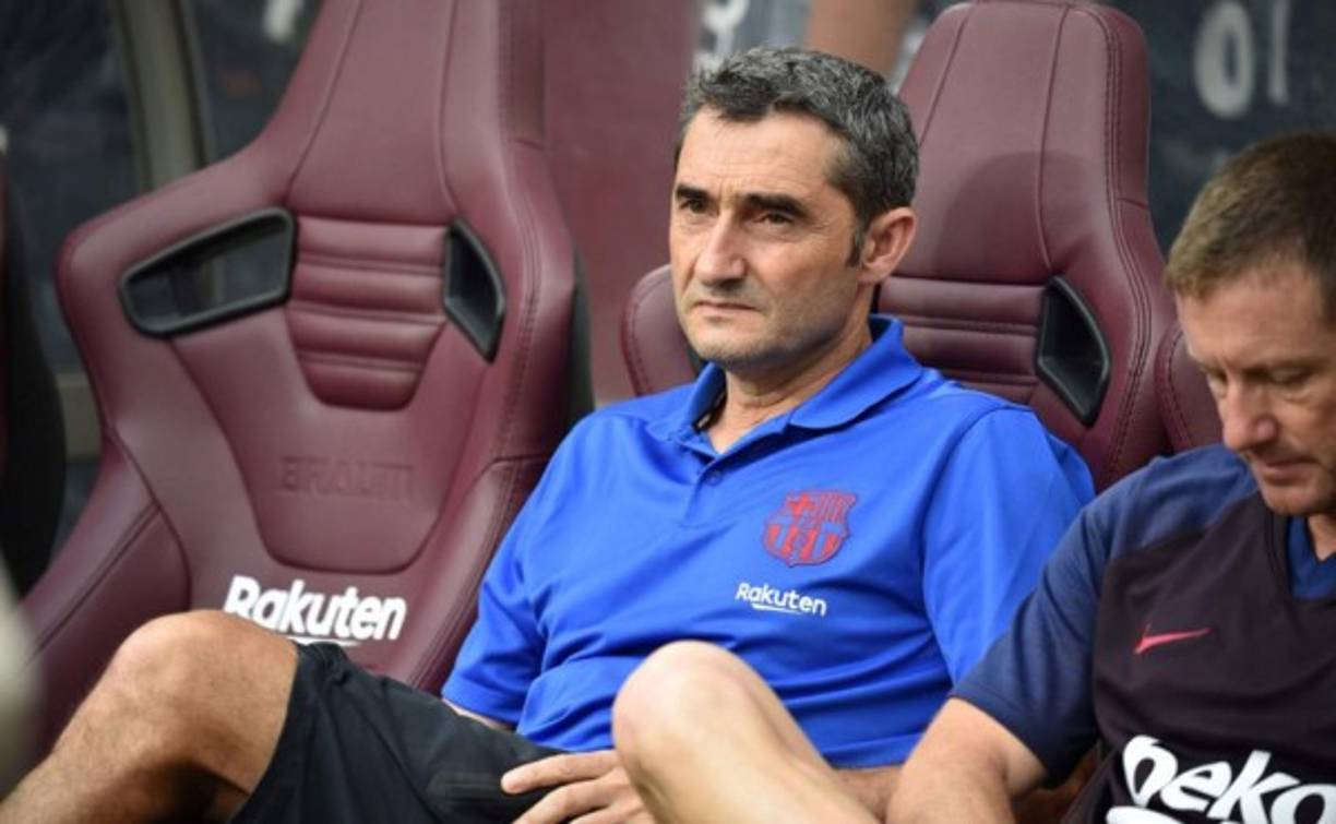 Ernesto Valverde se mantuvo pensativo en todo el encuentro.