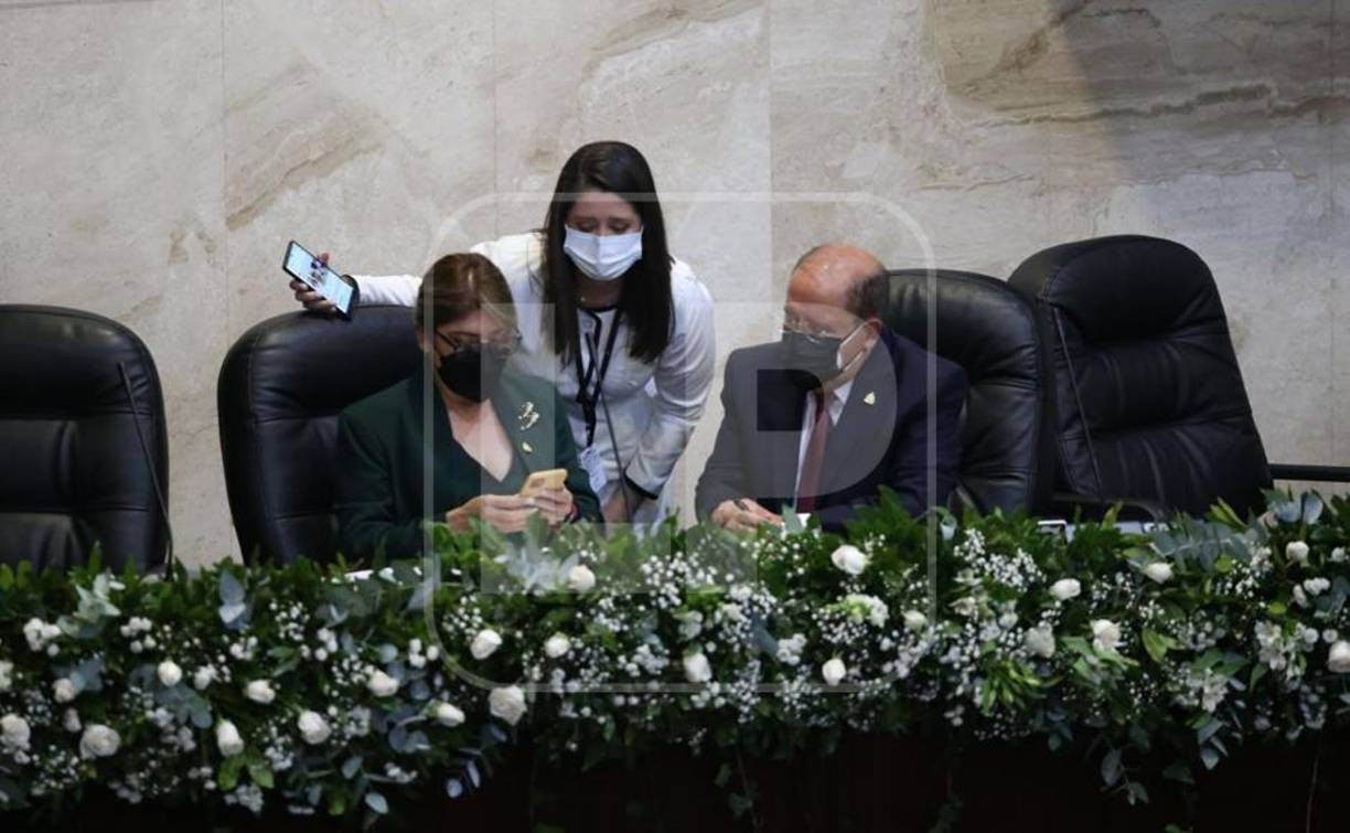 Imagen de algunos directivos del nuevo Congreso Nacional. 