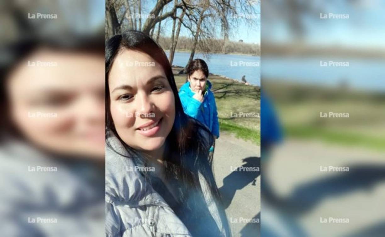 En esta imagen aparecen Rosibeth y Daniela, disfrutando de sus primeros días en Iowa, Estados Unidos.