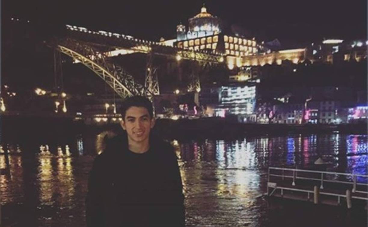 Los aficionados hondureños esperan que el joven catracho haga historia con la selección de Honduras.