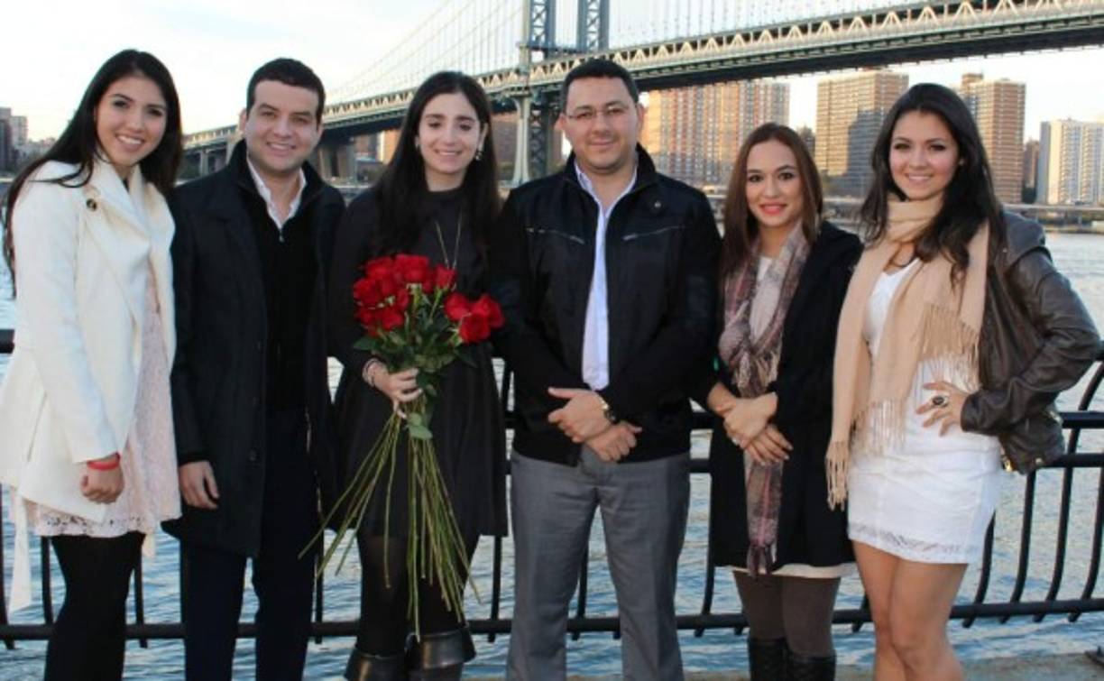 Paola y Aldo Micheletti, Vanessa Sabat, Roberto, Patricia y Donnatella.