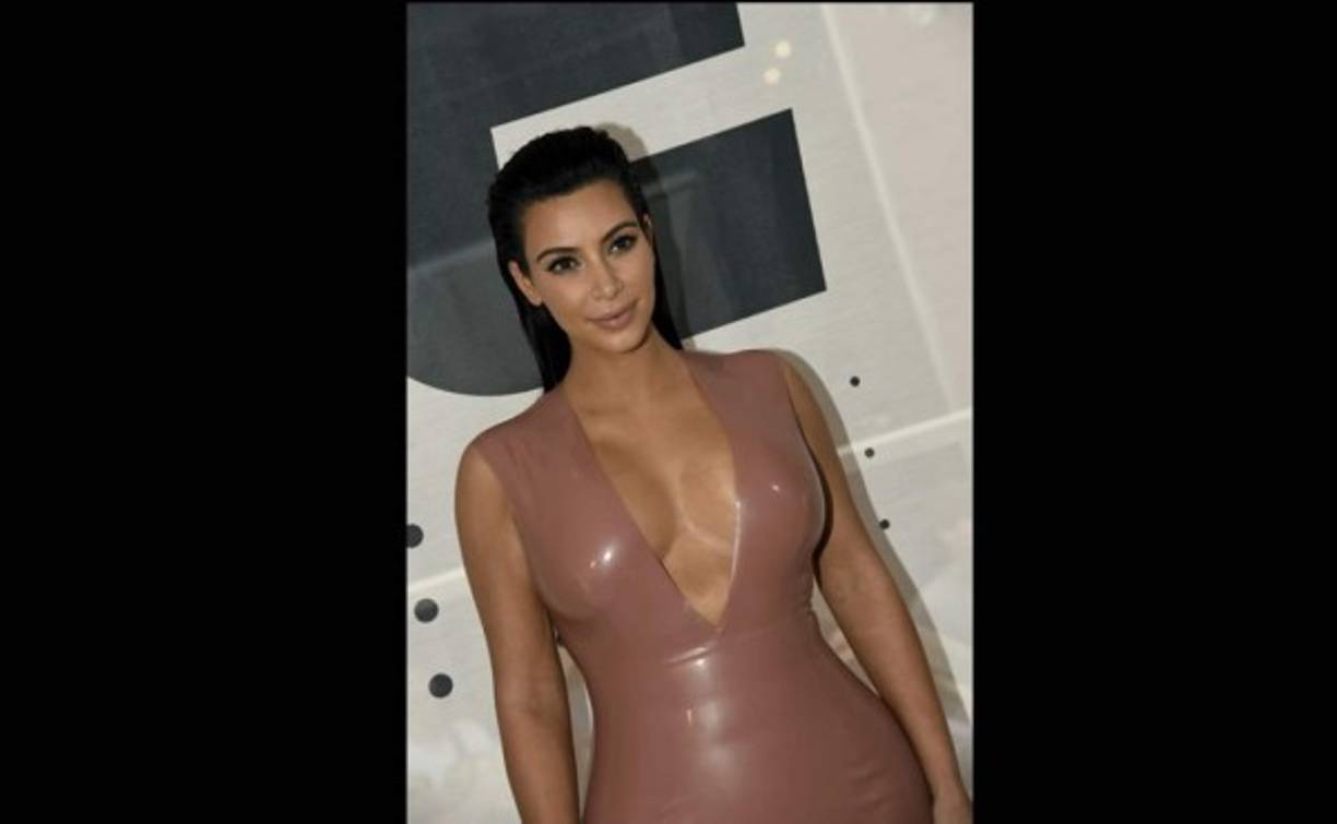 Kim le ha dicho únicamente a un puñado de gente que se sometió a un tratamiento de fecundación in vitro y que se crearon dos embriones.