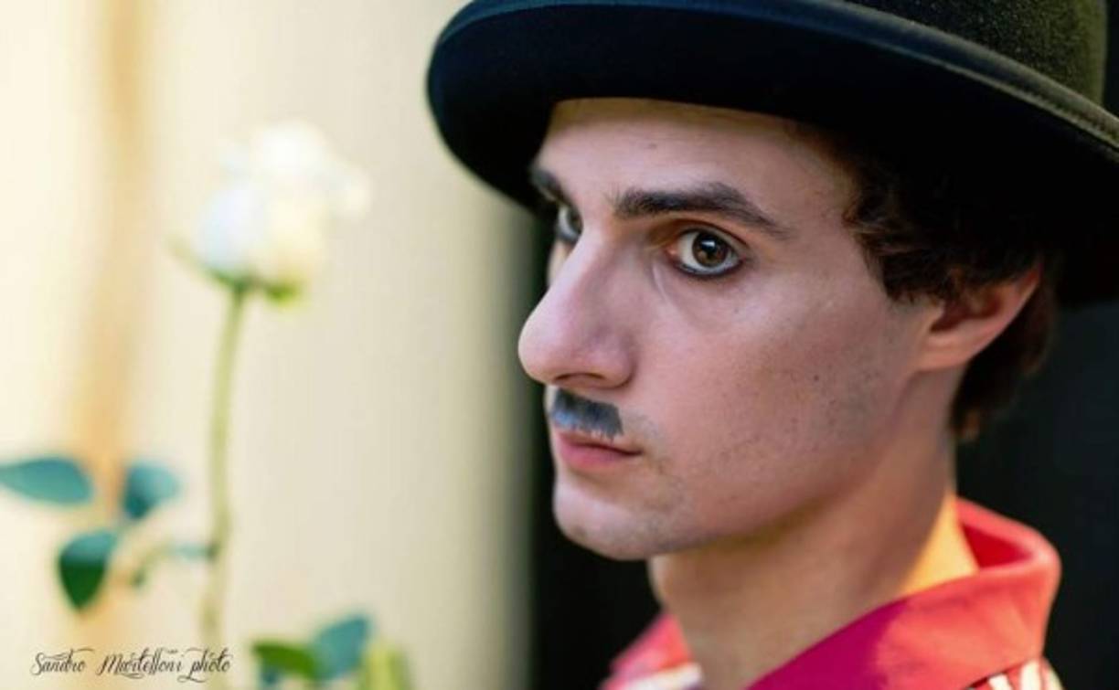 Giorgio Cantarini es el único hijo de Rimazio y Tina Cantarini.