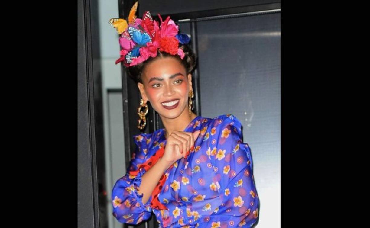 Beyonce como Frida Kahlo.