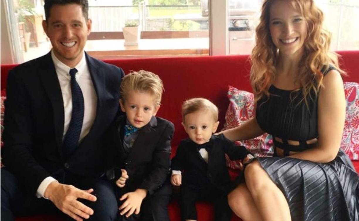 Un mensaje publicado en el Facebook de la actriz, pero no en el resto de sus redes sociales, confirmaría los temores acerca de la enfermedad de su hijo, de la que ya se había hecho eco la prensa argentina.