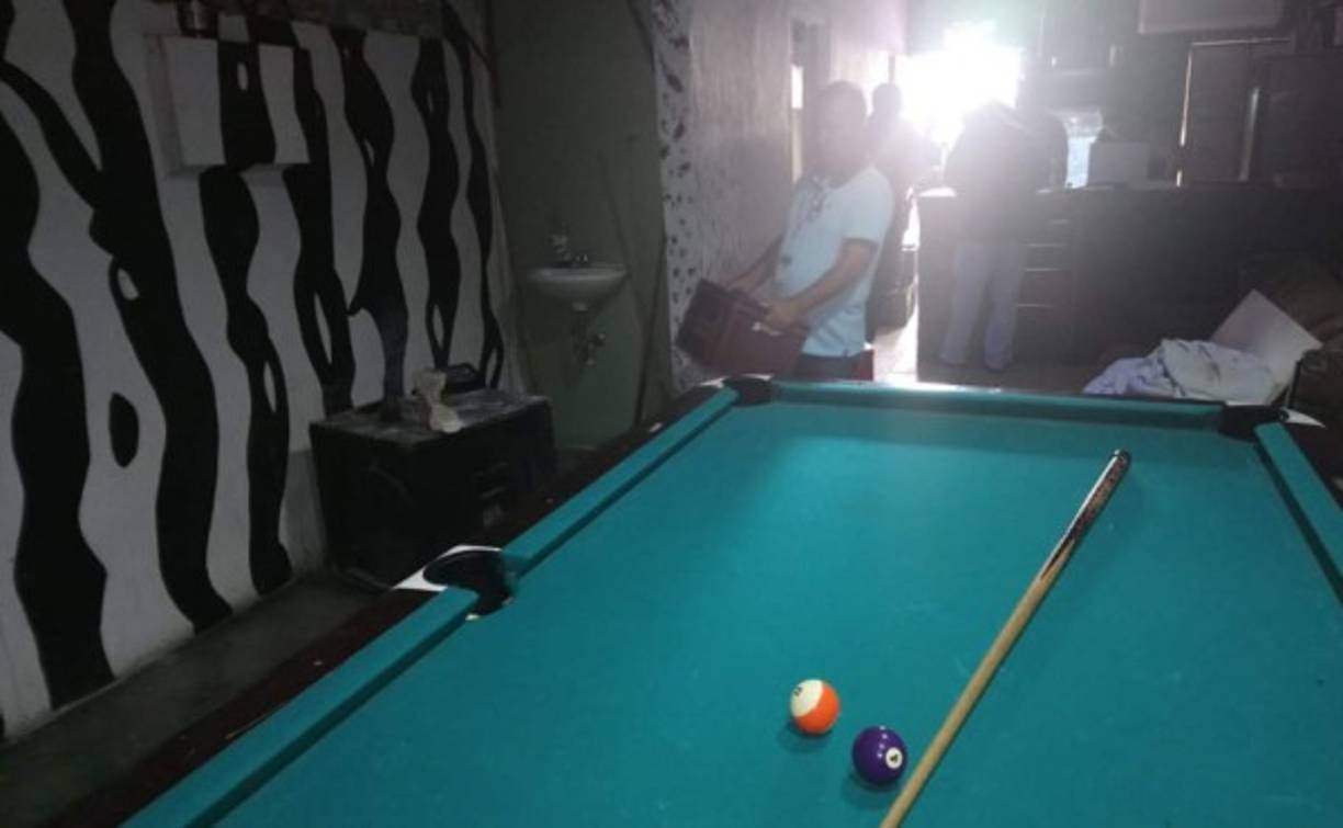 En el interior del centro de monitoreo de seguridad también funcionaban un bar y billar de forma clandestina.