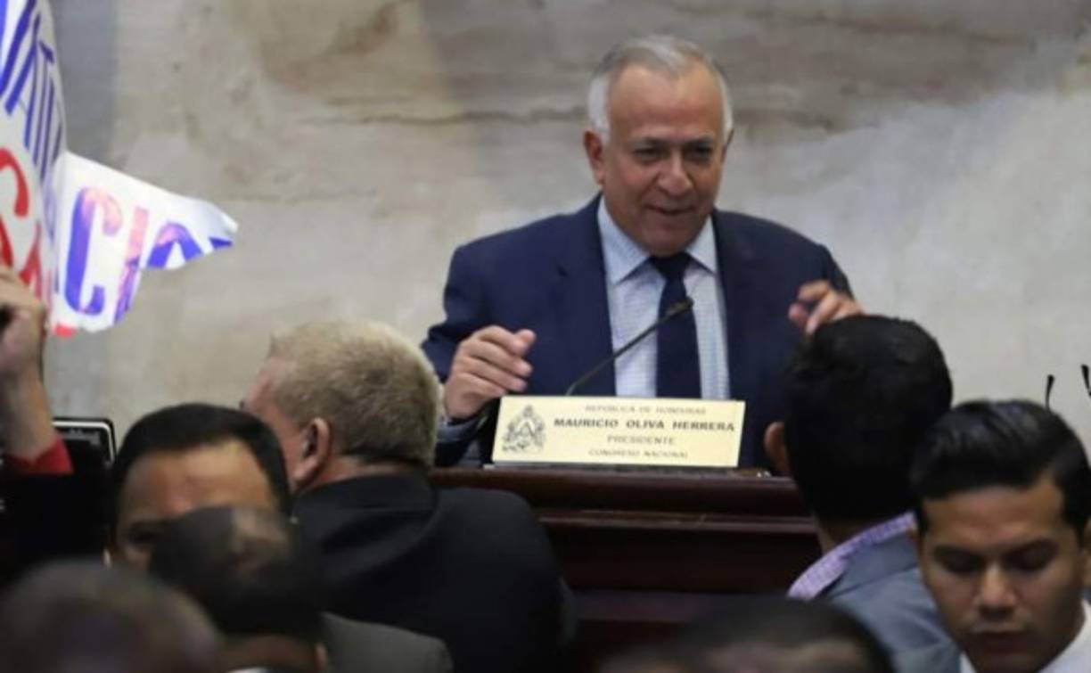 Mauricio Oliva Herrera, presidente del Congreso Nacional.