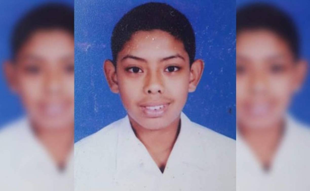 Un padre de familia buscaba ayer jueves a su hijo que desapareció hace cuatro días en Tegucigalpa. Fredy Geovani Martínez dijo que su hijo, de 12 años y con el mismo nombre, que vio a su pequeño por última vez la mañana del lunes, justo antes de irse a trabajar.<br/><br/><br/>El desesperado padre relató que el lunes dejó a su hijo en el cuarto en el que viven solos en la aldea La Joya de la capital.<br/>