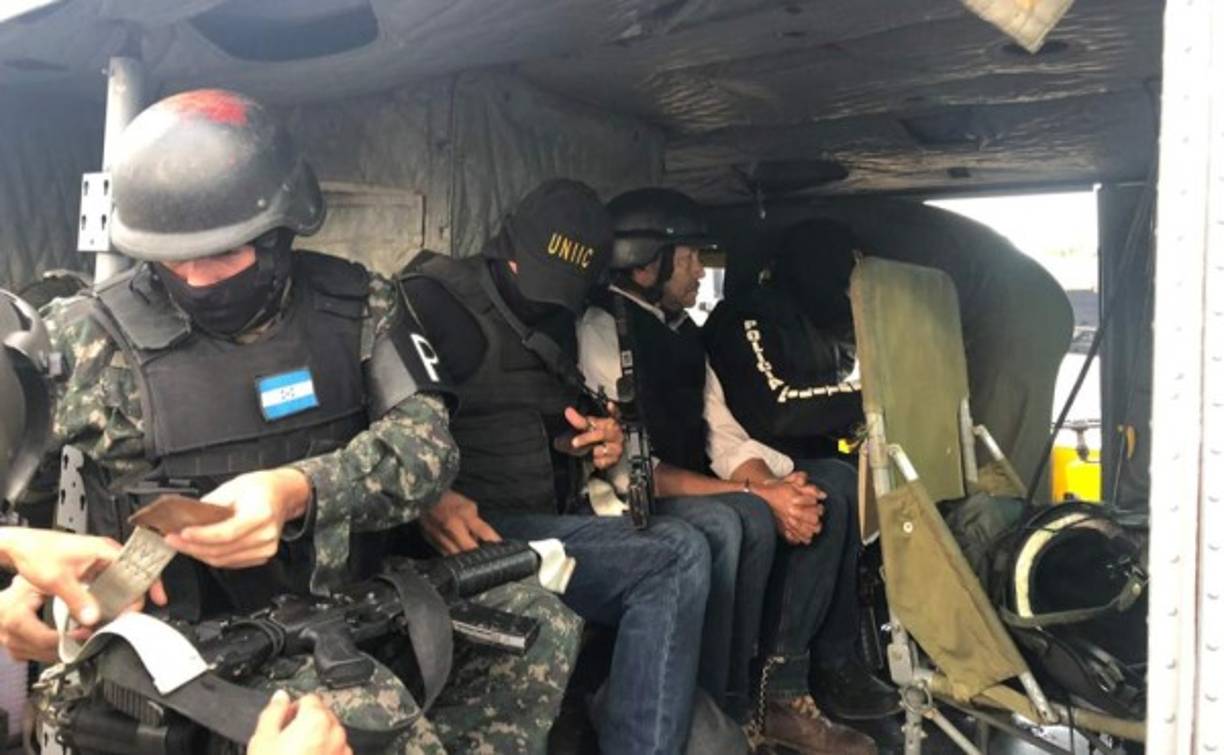 José Adalí Amaya Argueta fue capturado la noche del martes en la aldea El Porvenir, Florida, Copán. Es pedido en extradición por una corte de Estados Unidos bajo el cargo de conspirar para importar al menos cinco kilogramos de cocaína.