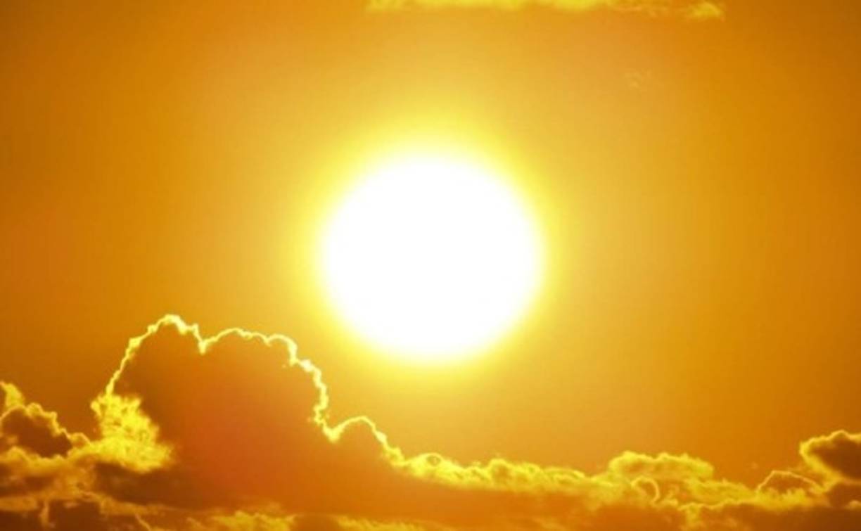 EL SOL Y LA LUNA SE DETIENEN: En el libro de Josué, capítulo 10 se narra la épica batalla de Isreal y sus enemigos en Gabaón. La historia cuenta que todos los enemigos se juntaron para derrotar al pueblo dirigido por Josué pero fue imposible, gracias a que Dios estaba con ellos, Josué ordenó que el sol y la luna se detuvieran casi por un día, dice la Biblia.