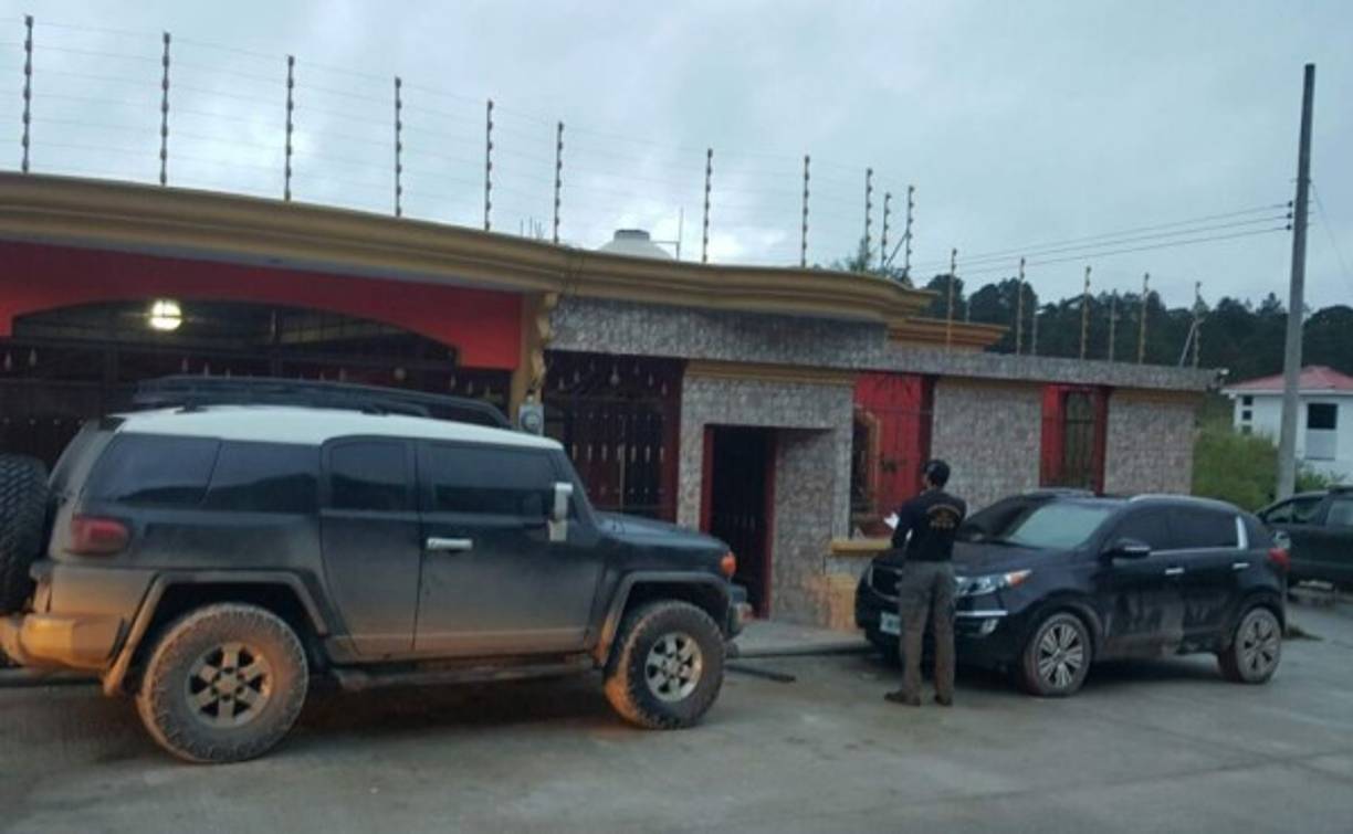 Bajo el nombre de la 'Operación Redada', el Ministerio Público y otras fuerzas especiales realizan allanamientos en las zonas Santa Rosa de Copàn, Florida y El Paraìso, Deprtamento de Copán así como en Quimistan y San Marcos, en el departamento de Santa Bárbara.