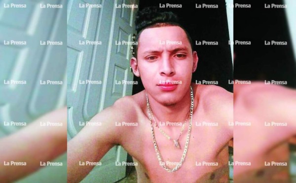 Ayer jueves encontraron el cuerpo desmembrado de un empleado de una ferretería en Tegucigalpa. Personas desconocidas raptaron y descuartizaron a Juan Pablo Osorto Ramírez, según contaron sus familiares.<br/><br/>La dantesca escena se observó ayer por la mañana en la colonia 30 de Noviembre de la capital.<br/><br/>Partes humanas fueron encontradas en una canasta y costales, mismas que fueron abandonadas por personas desconocidas que se presume son mareros.<br/>A eso de las 7:00 am se reportó que en una de las calles de la colonia se encontraba una persona encostalada.<br/>