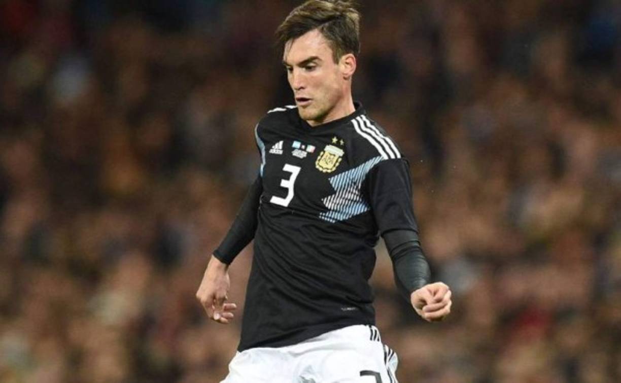 Nicolás Tagliafico: El lateral zurdo es seleccionado argentino y al parecer es del agrado del Zidane .