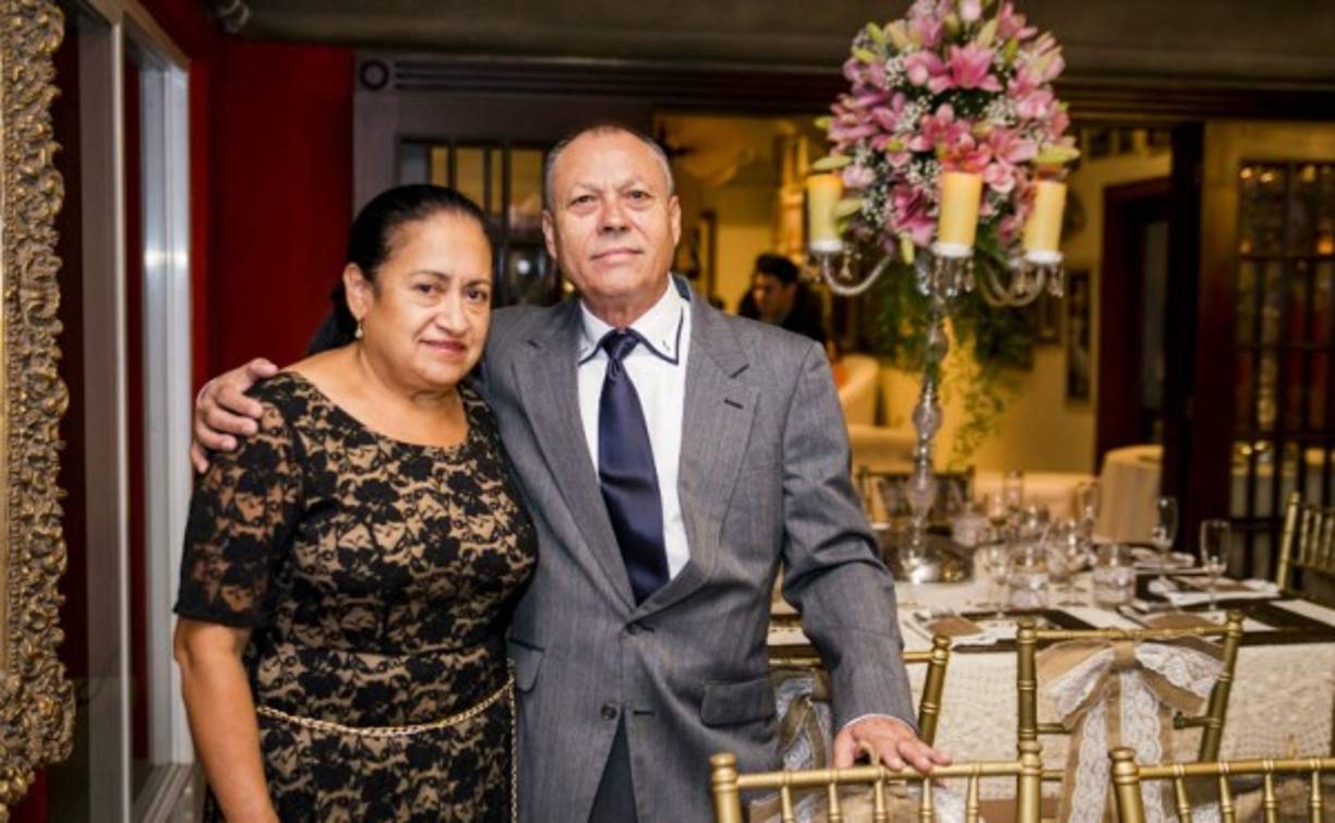 Isbella y René Reyes.