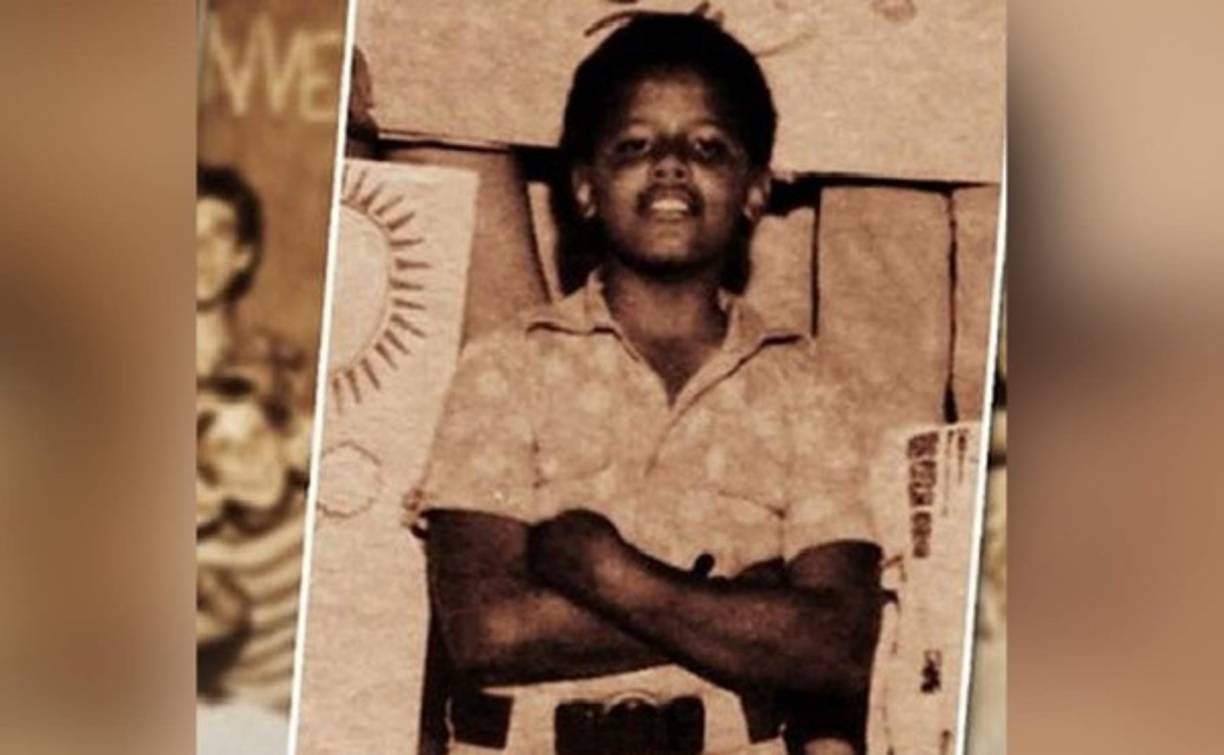 En el hogar donde se crió con sus abuelos siempre se respiraba cariño, aunque tuvo problemas con su abuelo, desde jovencito siempre se destacó por su inteligencia y carisma.