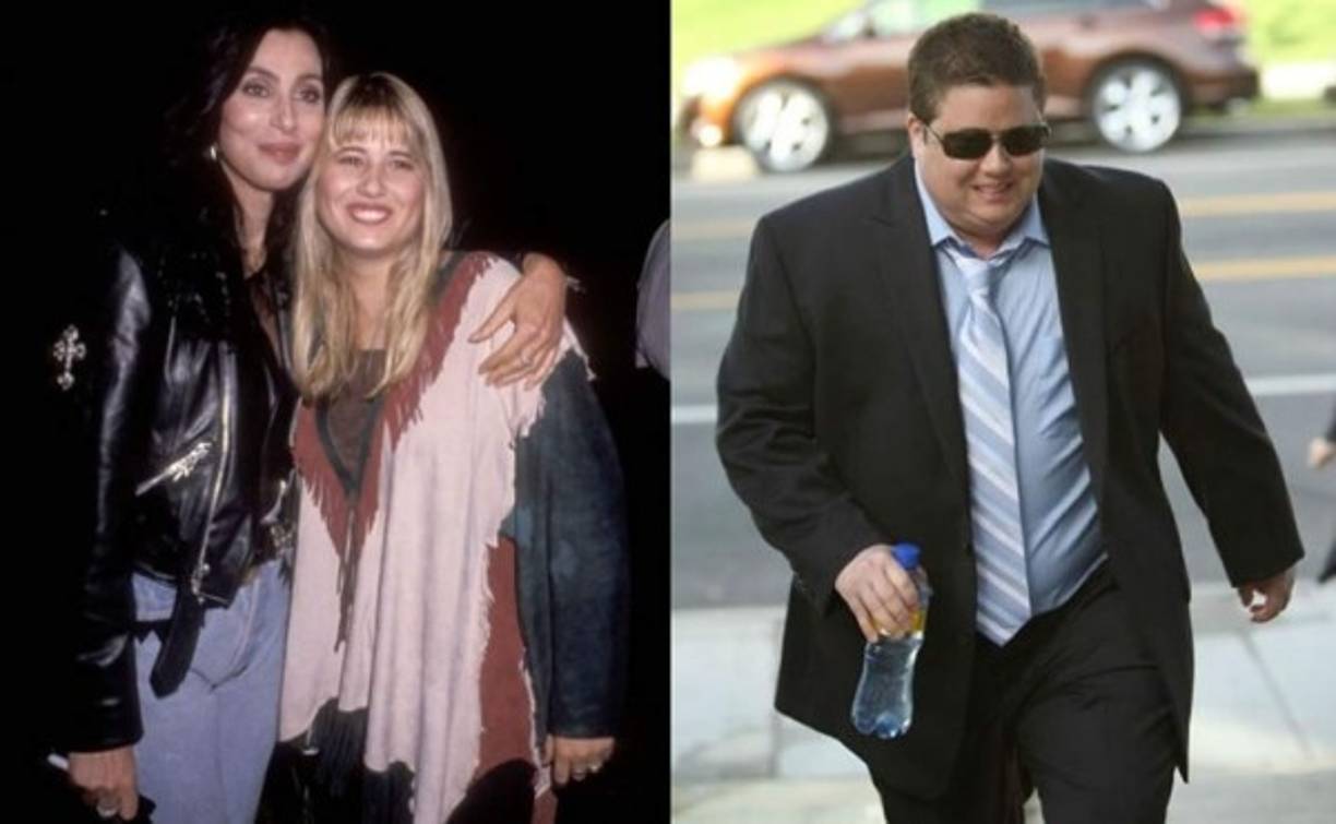 Chaz Bono. Ha sido uno de los casos más sonados entre las celebridades. Conocida por todos como Chastity, la hija de Cher hizo público que era lesbiana y más adelante aseguró que siempre se ha sentido hombre y de hecho no soporta a las lesbianas.