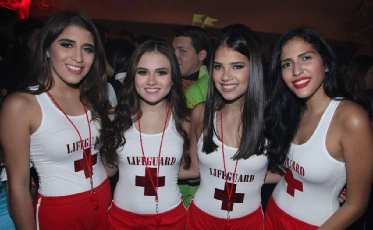 Antonella Kafati, Natalia Guillén, Eugenia Salgado e Isabela Pinto.