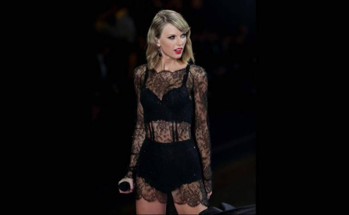 La cantante, que ganó ocho premios Billboard en la gala realizada el último domingo, aparece en la portada de la referida publicación.