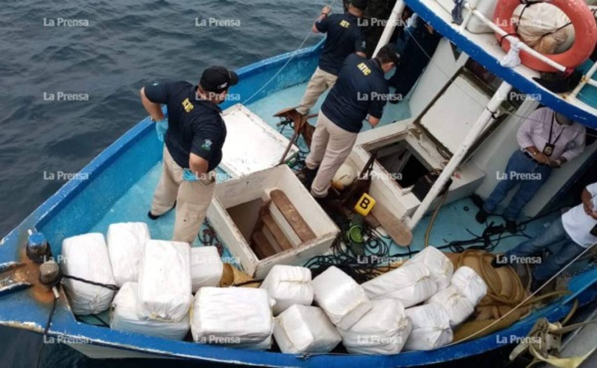 La investigación determinará de dónde viene la droga y hacia donde iba, informaron.