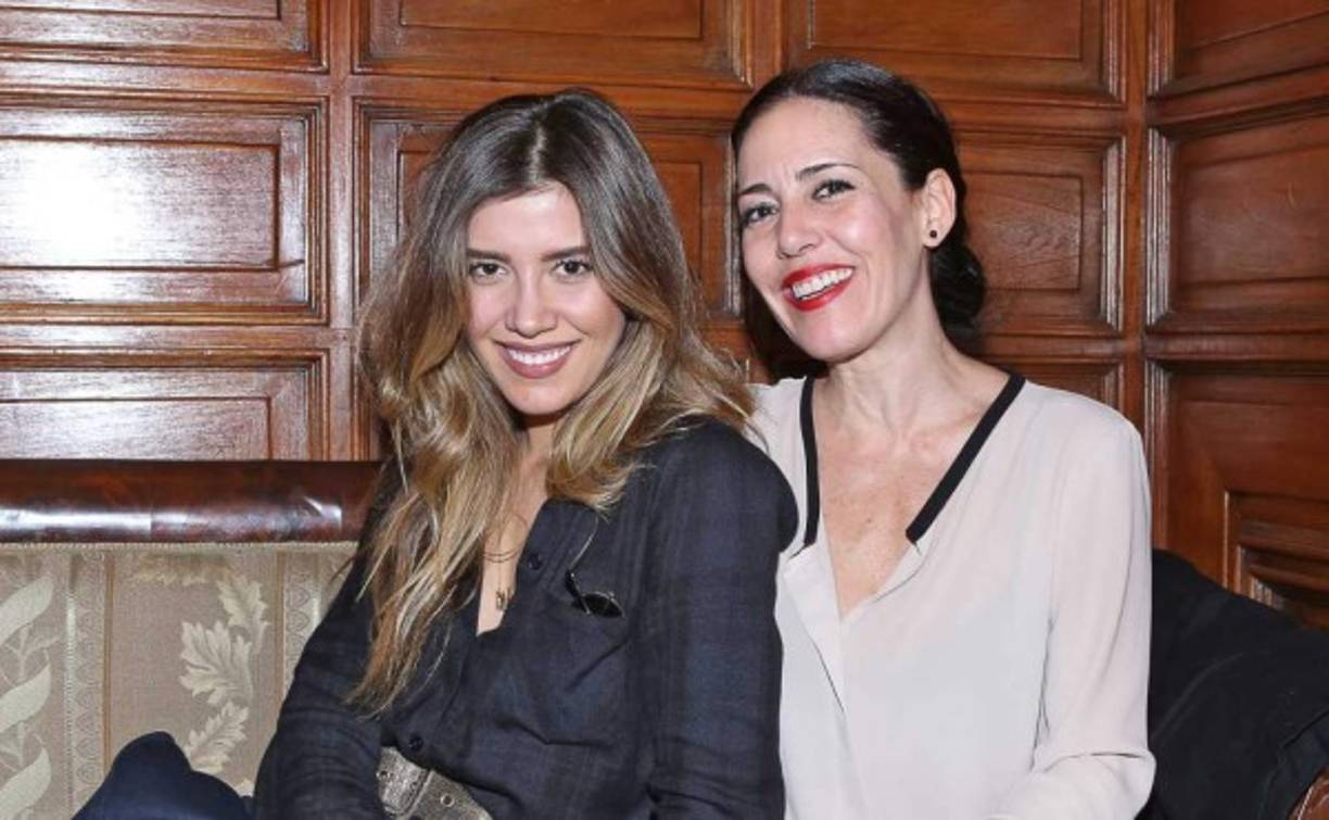 “Ojalá se den cuenta de que han tocado fibras muy sensibles, traspasando, y agrediendo personalmente la dignidad, el respeto, y la integridad, que mi hija Michelle Salas, como mujer se merece. En nombre de mis hijas, de mi madre y el mío propio, decimos.<br/>Ya basta!”, concluyó Stephanie Salas. <br/>