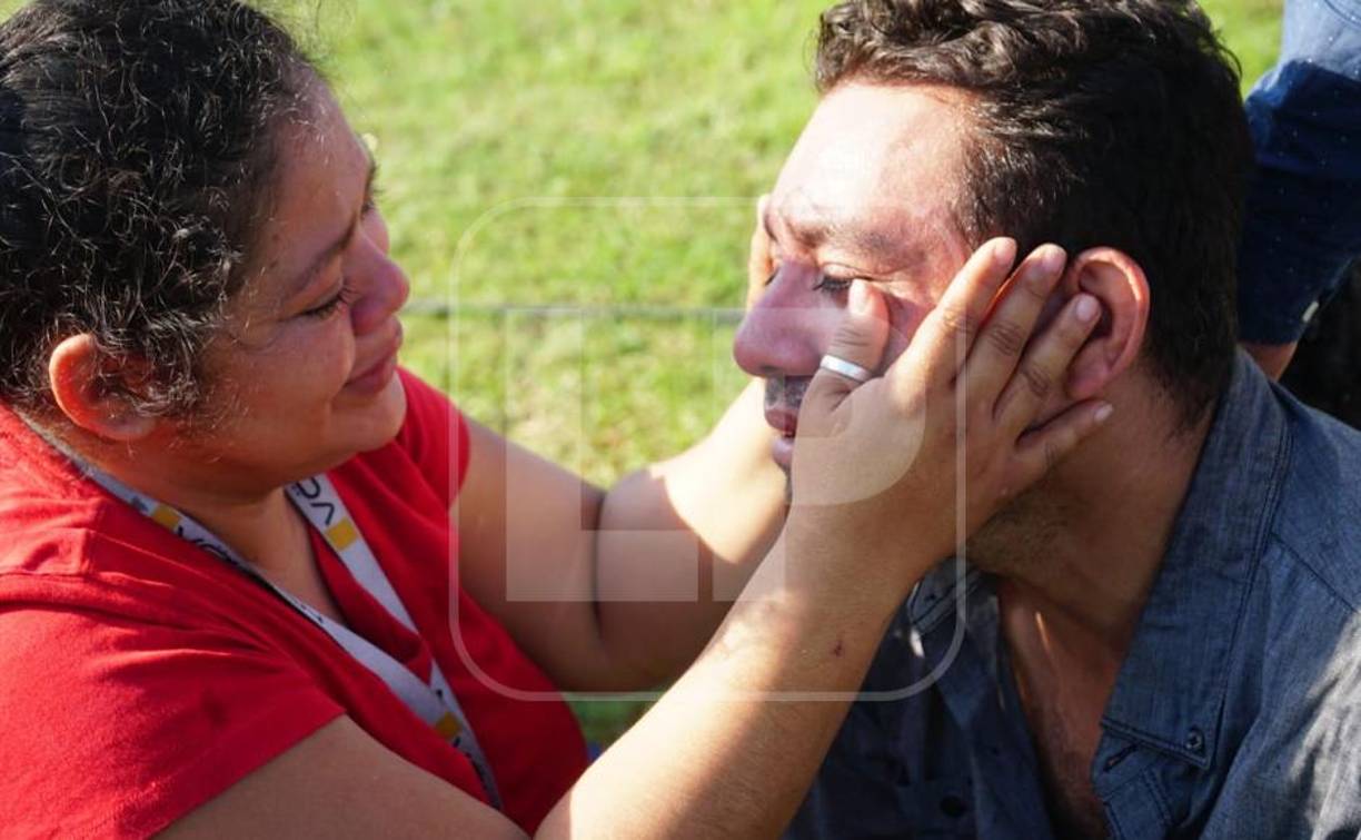 Familiares estallaron en llanto al mirar a sus seres queridos sin vida.
