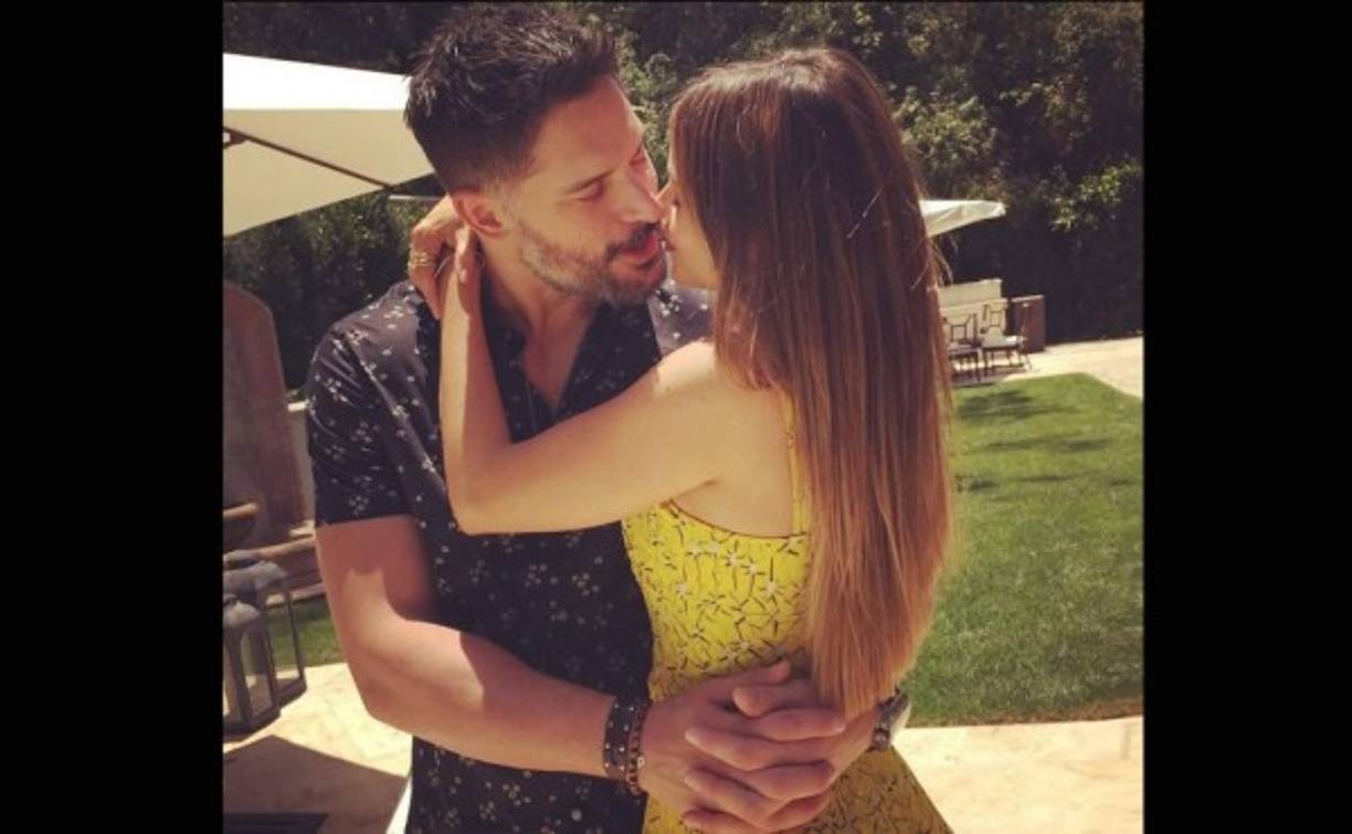 Fuentes compartieron la noticia con la revista Us Weekly. La pareja se dice que han reservado el complejo Breakers Palm Beach, que se encuentra frente al mar y con capacidad para 800 invitados.