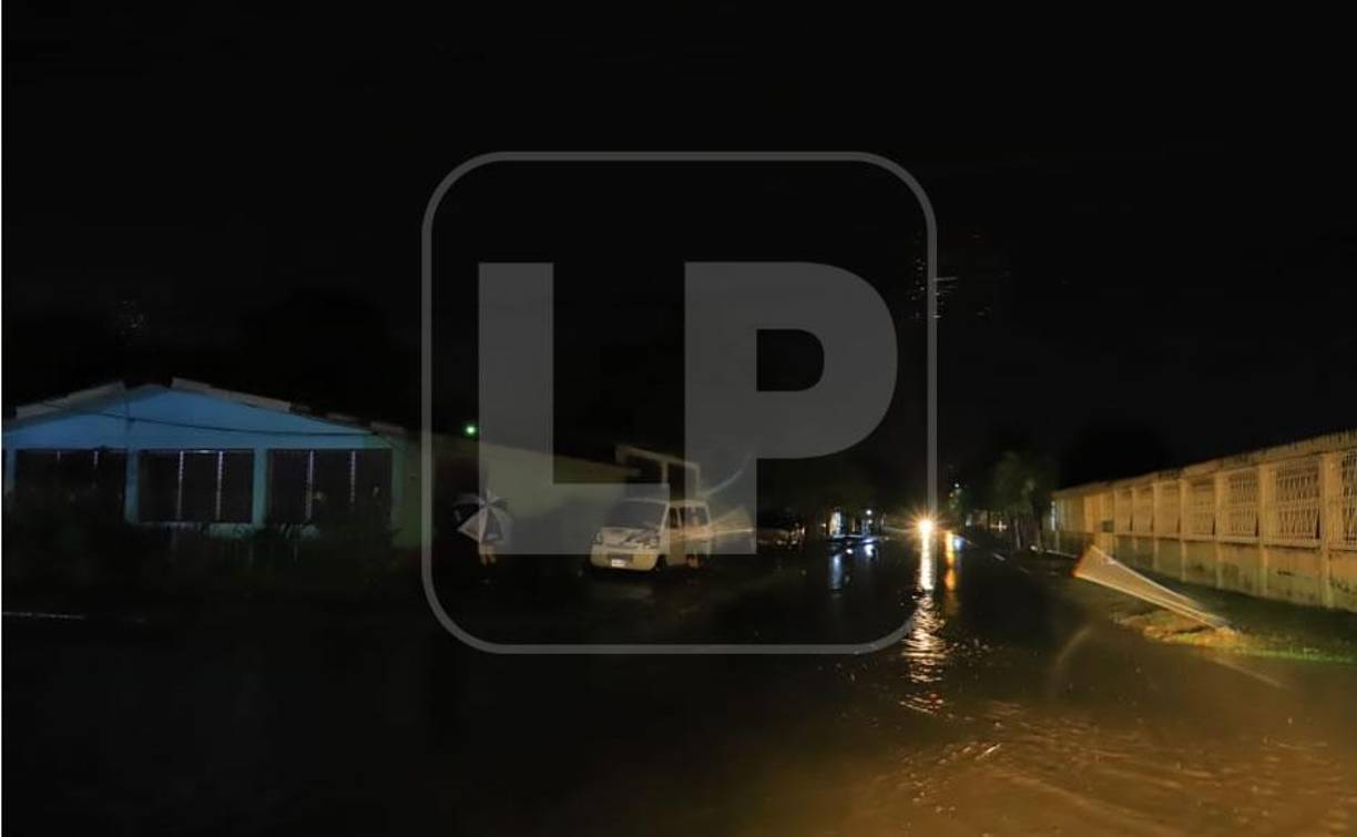 Para el domingo se espera que la cantidad de lluvias disminuya, según Copeco. Ante estas condiciones, se pide a la población que tome las medidas necesarias, y que por cualquier eventualidad llame al 911.