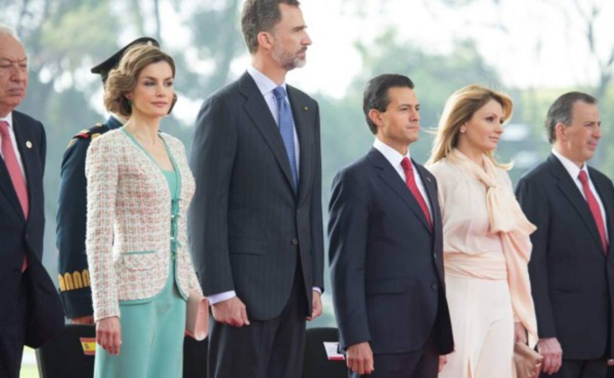 Los reyes junto a la pareja presidencial de México.