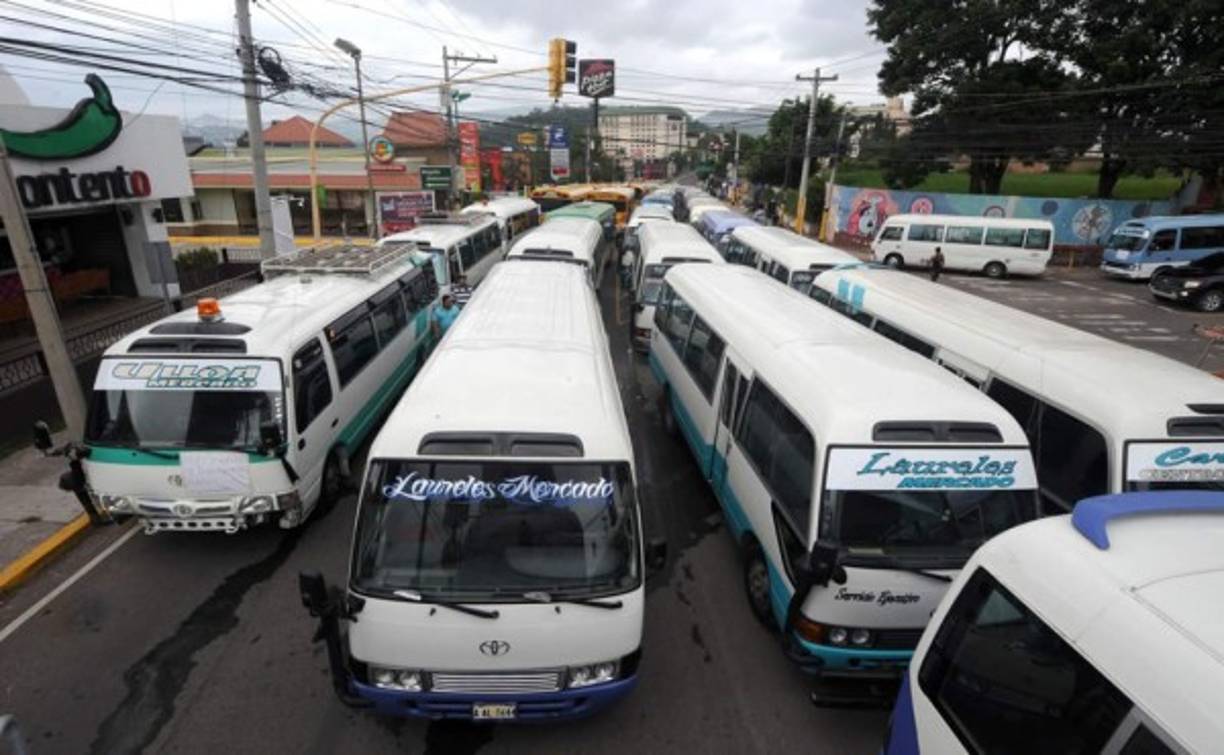 Unas 17 mil unidades formaron la paralización en la capital.