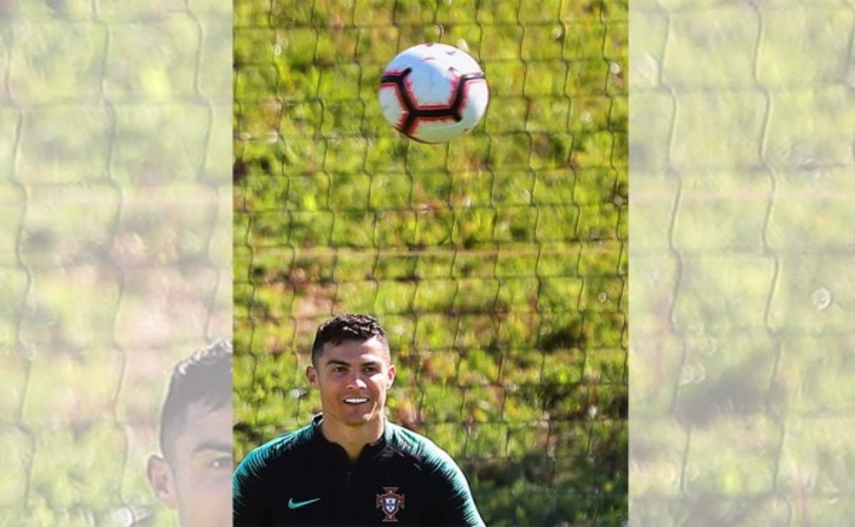 'Cristiano añade calidad a cualquier equipo. Es un placer jugar con él y es muy importante para nosotros', declaró el martes en conferencia de prensa el internacional Joao Cancelo, también compañero de Ronaldo en la Juventus.