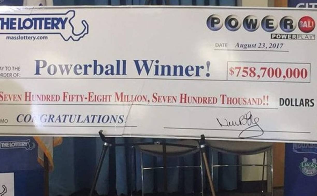 5. Wanczyk decidió tomar la opción del premio en efectivo y ganará $ 480.5 millones, de acuerdo con Fox Boston. Después de deducir los impuestos, ella recibirá cerca de $ 336 millones, según MassLive.com.