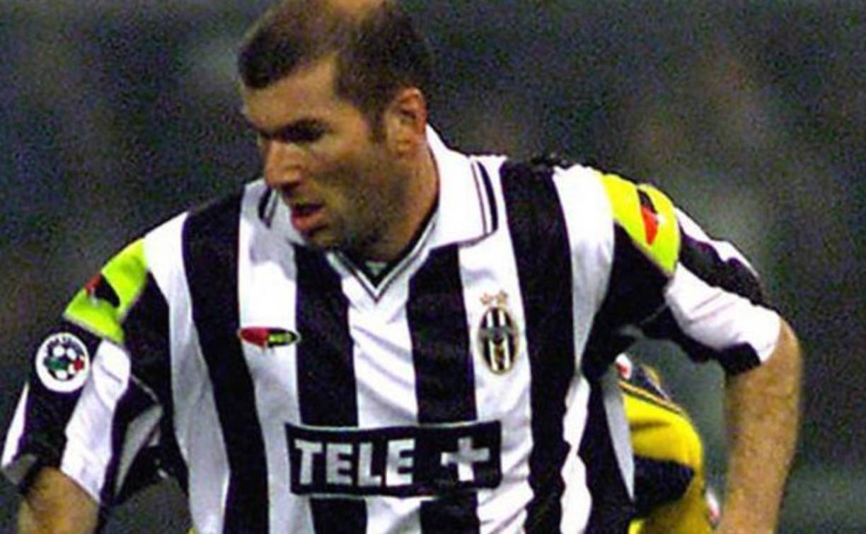 ZINEDINE ZIDANE. El Juventus vendió por 73,5 millones euros al Real Madrid ya que sólo había pagado 3 y medio al Girondins de Burdeos cinco años atrás.