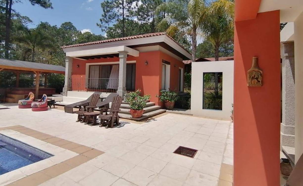 También se aseguraron e incautaron al menos tres en Tegucigalpa y dos en Juticalpa. 