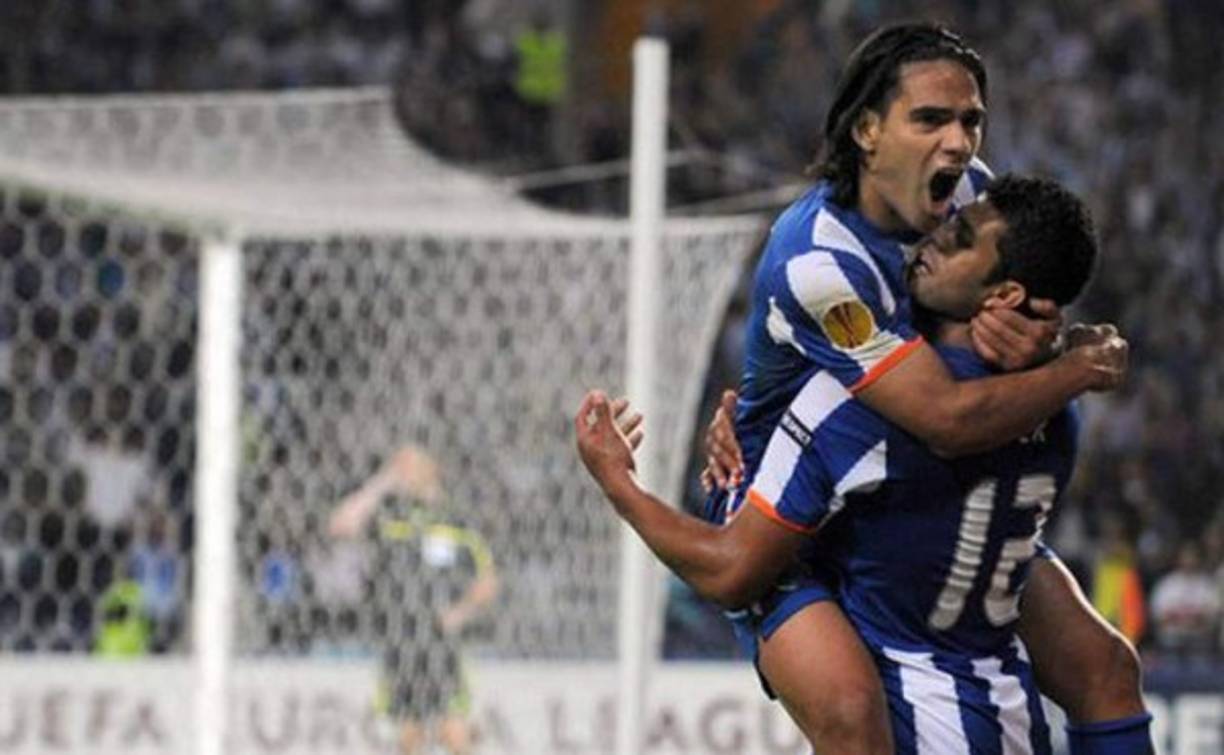 RADAMEL FALCAO. El Oporto lo compró al River Plate por 5,4 millones de euros y lo vendió al Atletico de Madrid por 47 millones de euros.