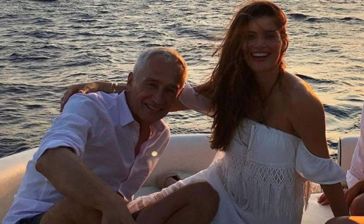 Jorge Ramos procura mantener su vida personal en privado y lo más alejada posible de las redes sociales. Sin embargo, su novia, Chiquinquirá Delgado es la encargada de delatar su lado más tierno con fotografías de sus viajes y algún momento especial de su relación de pareja.