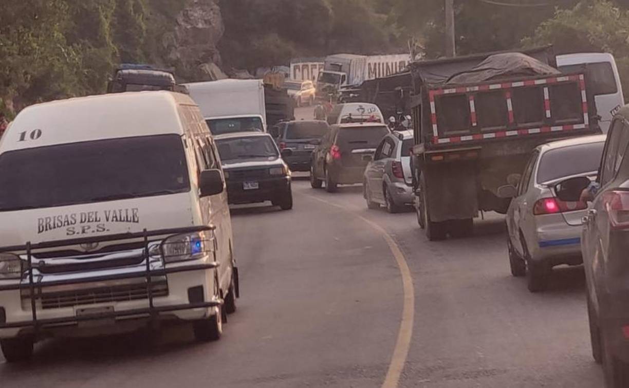 En el departamento de Colón también se registraron protestas contra la Ley de Importación de Vehículos.